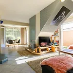 Lupo By Interhome