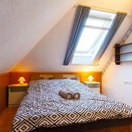 度假居 Lupo By Interhome *